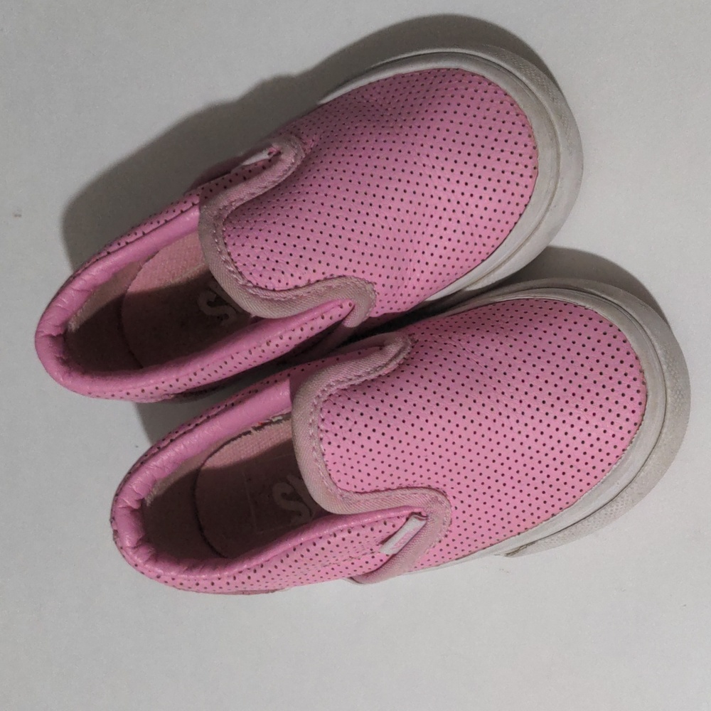 Vans Toddler Girls Slip On Pink Low Top Sneaker Shoes. Size 5.5